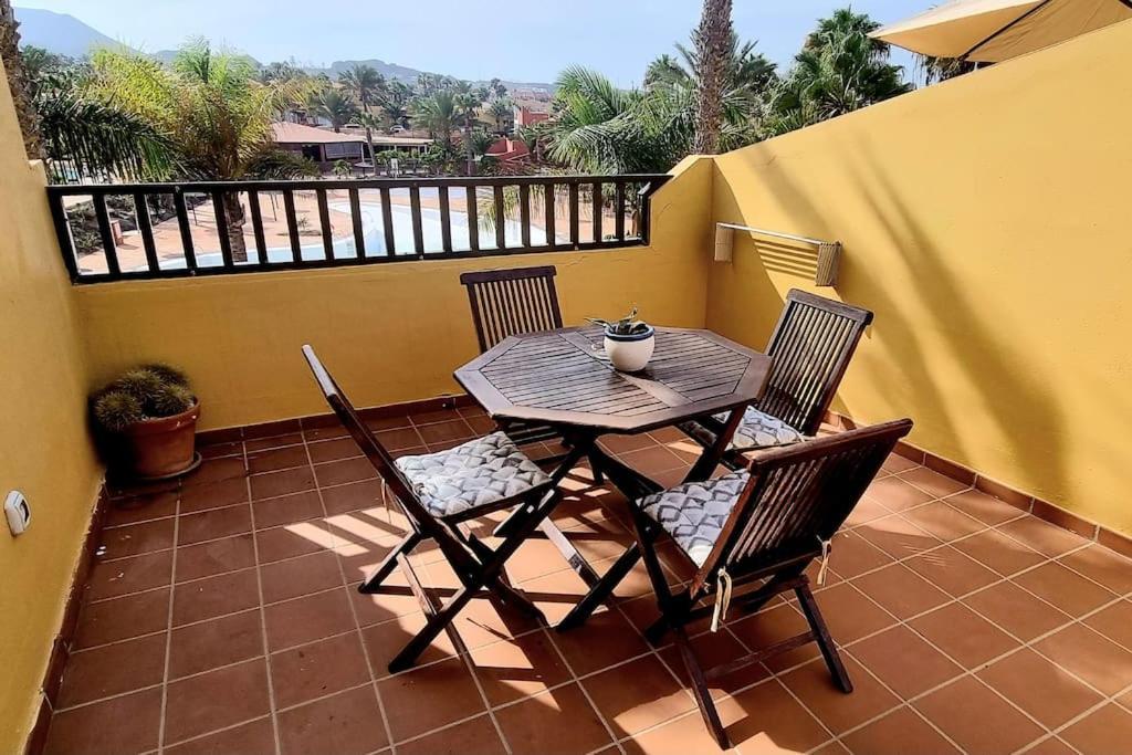 Frangipani Con Terrazza E Piscina Appartement
